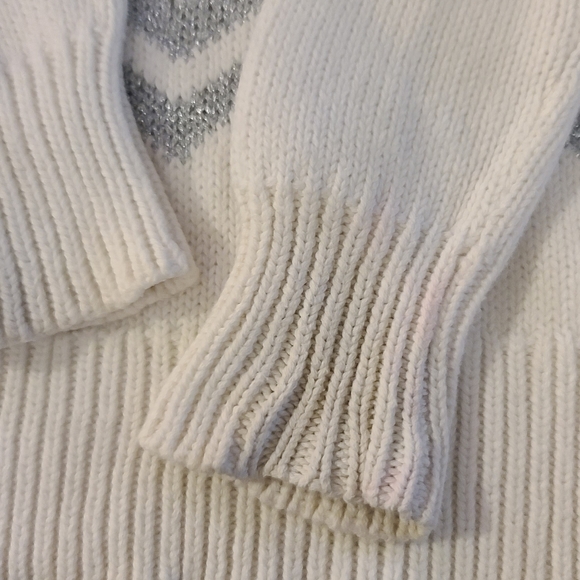 📻4/$15 4T Old Navy sweater - Picture 6 of 8